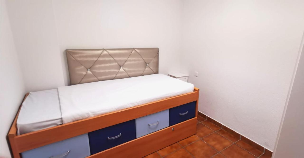 Apartamento En El Centro De Madridアパートメント エクステリア 写真